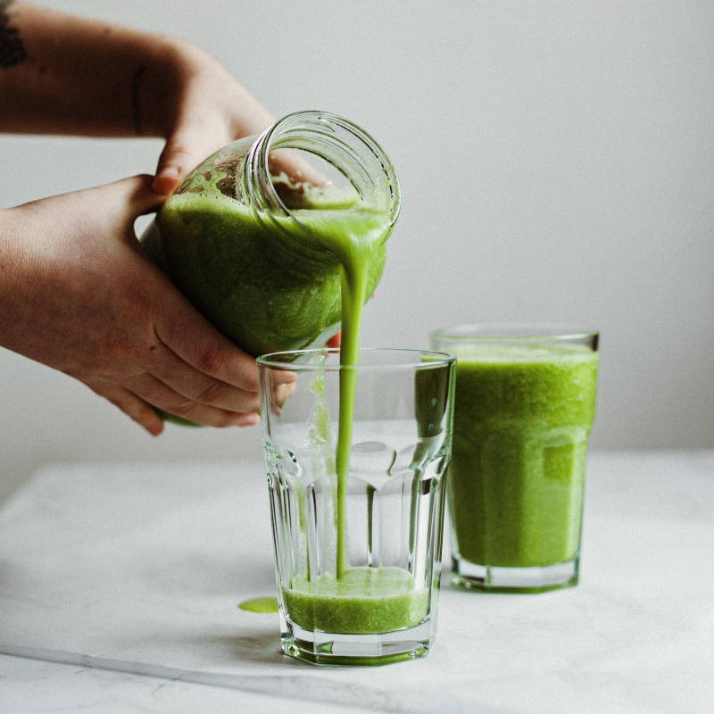 photo of green juice in a glass